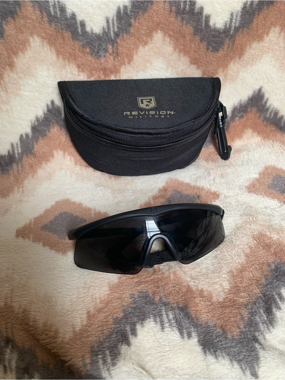 Revision military eyewear